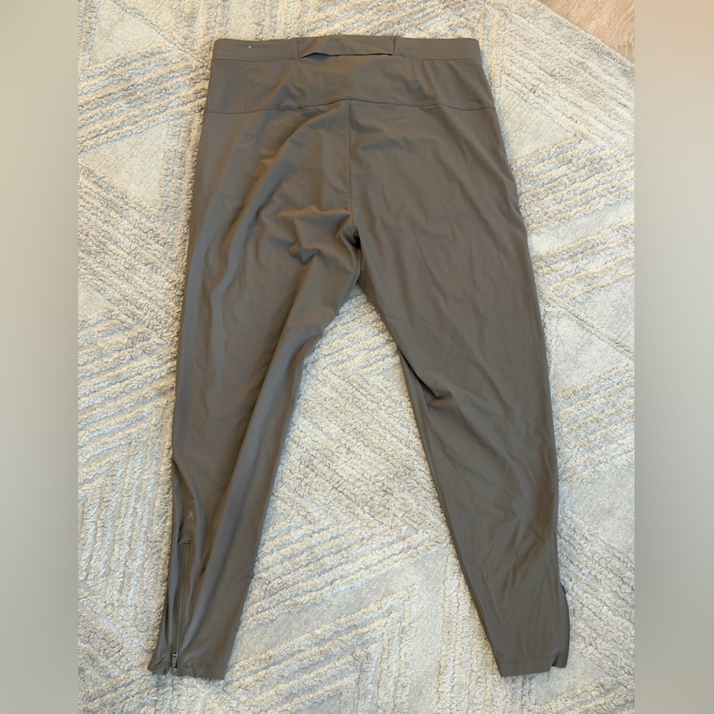 Kenneth Cole Taupe lightweight Joggers